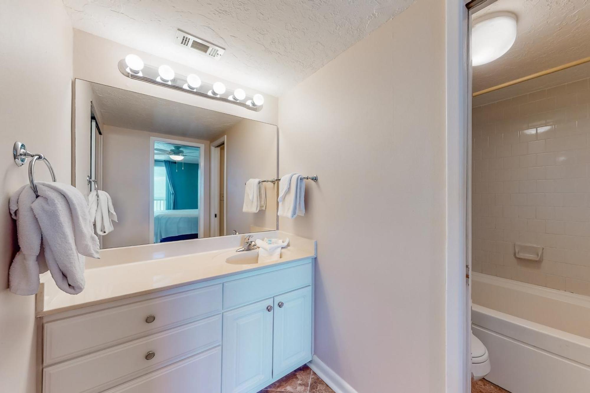 Romar Tower By Meyer Vacation Rentals Orange Beach Camera foto